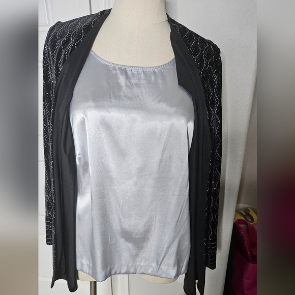 NWT K Woman Black Jeweled Shell with Silver Shell - Picture 4 of 9